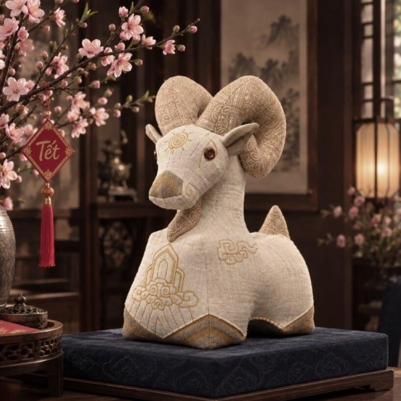 Sơn Dương Như Ý trong không gian Tết