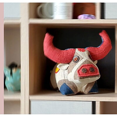 Trâu Thịnh Vượng Phong Thủy Kymviet Cao Cấp 100% Handmade Vải Thổ Cẩm Truyền Thống Trâu Thịnh Vượng Phong Thủy Kymviet Cao Cấp 100% Handmade Vải Thổ Cẩm Truyền Thống